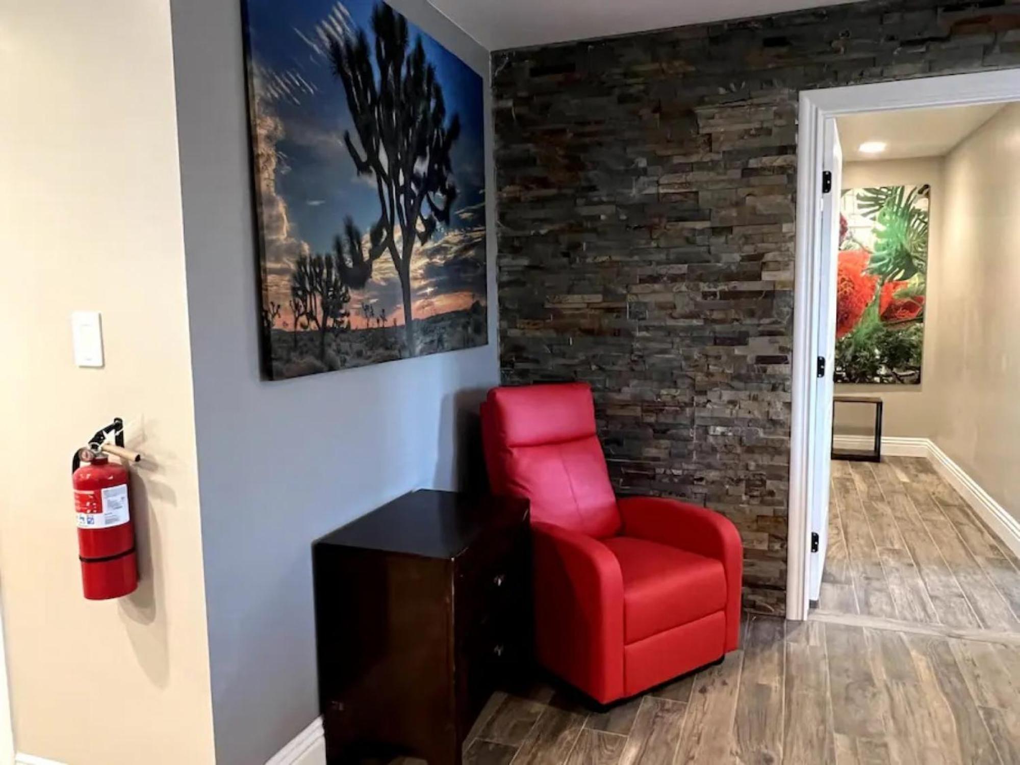 Lux Private Home - Pool, Billiards, 8 Smart Tvs, Board Games, Cotton Bedding - The Stone Sanctuary At Mccullough Hills Trailhead Las Vegas Kültér fotó