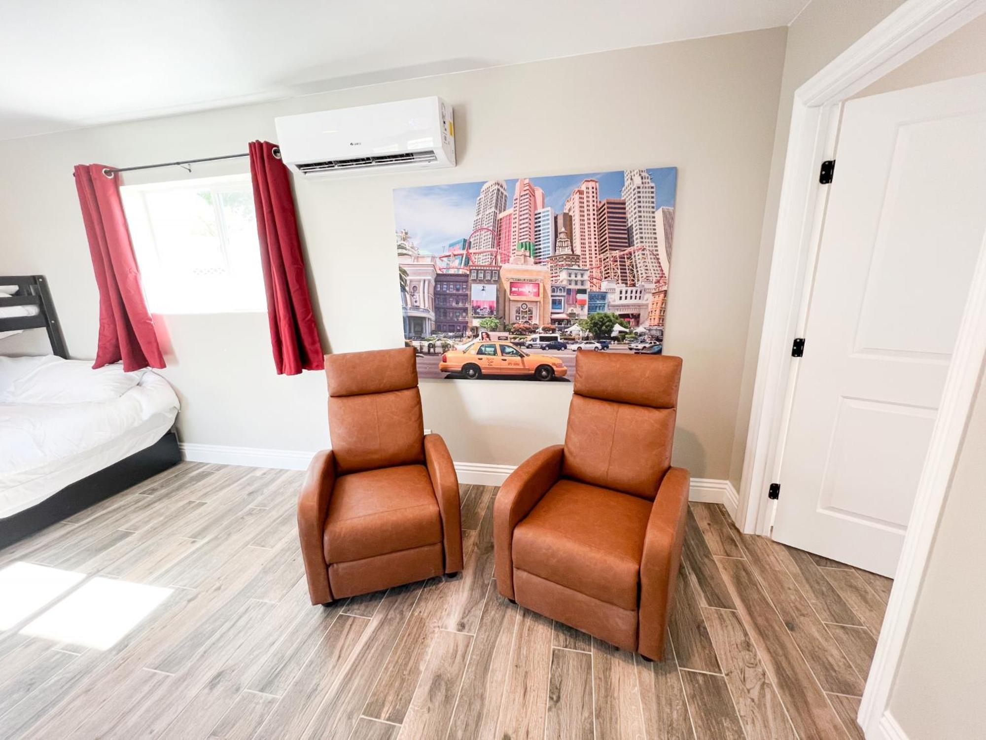 Lux Private Home - Pool, Billiards, 8 Smart Tvs, Board Games, Cotton Bedding - The Stone Sanctuary At Mccullough Hills Trailhead Las Vegas Kültér fotó