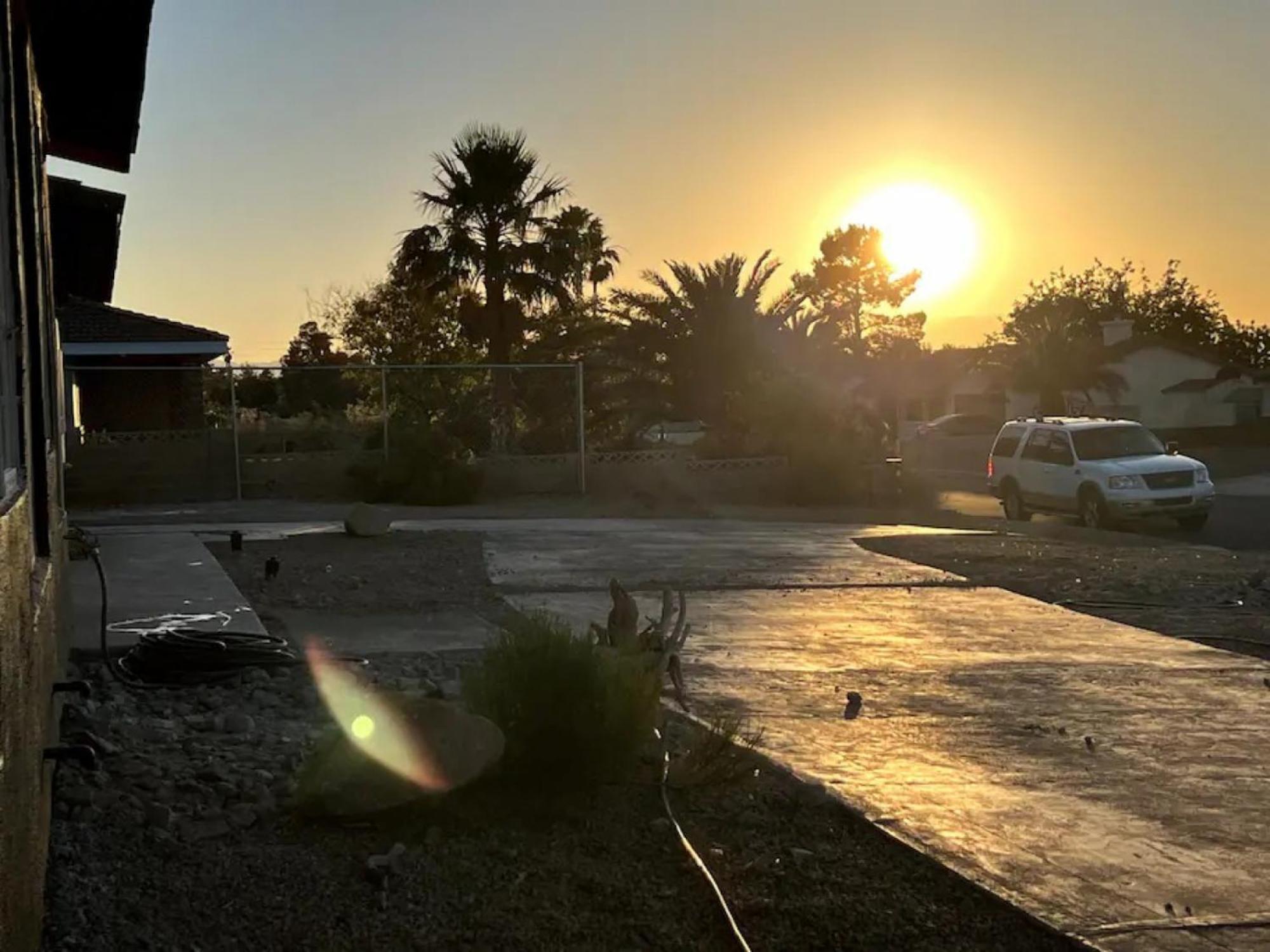 Lux Private Home - Pool, Billiards, 8 Smart Tvs, Board Games, Cotton Bedding - The Stone Sanctuary At Mccullough Hills Trailhead Las Vegas Kültér fotó