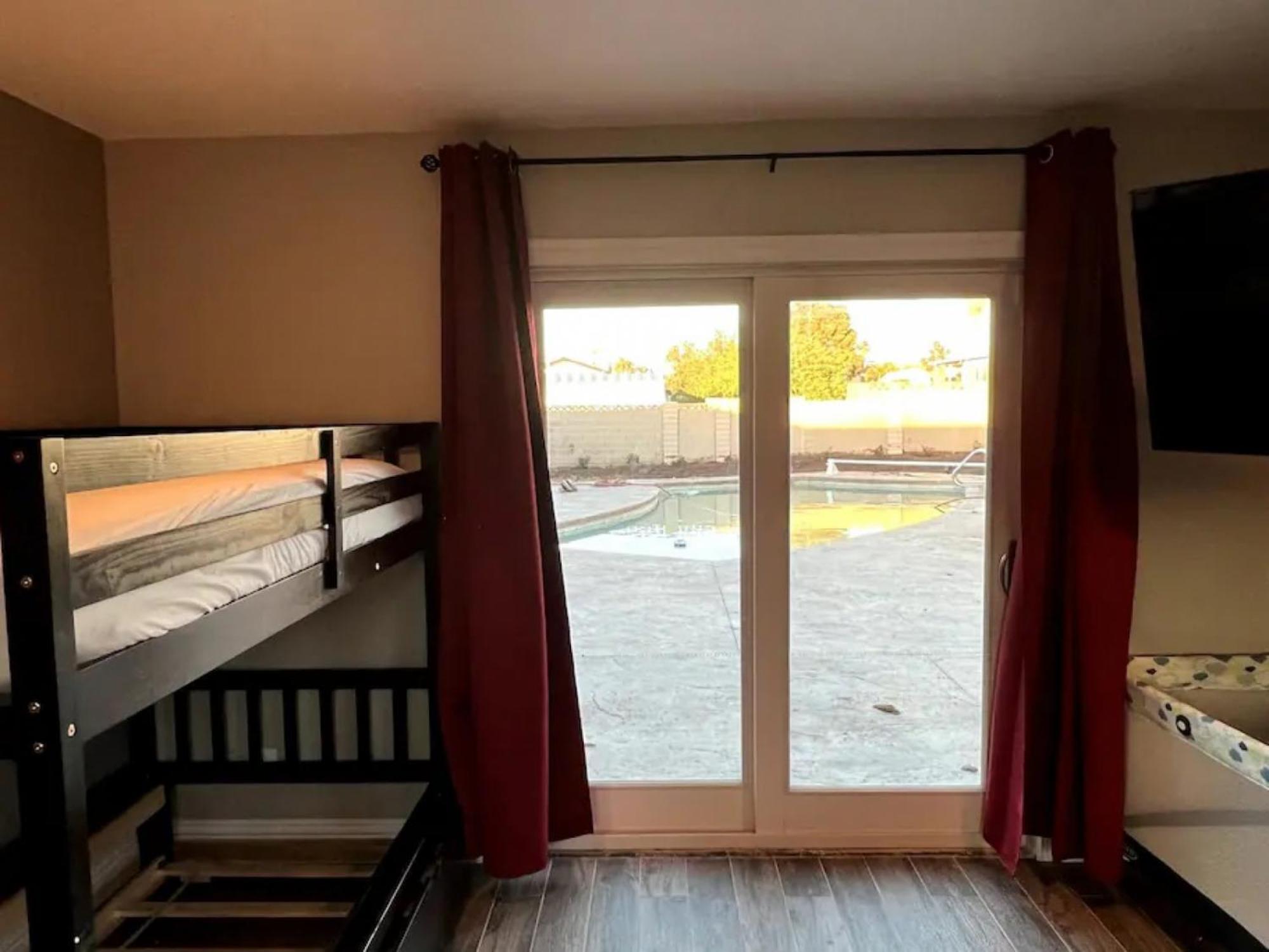 Lux Private Home - Pool, Billiards, 8 Smart Tvs, Board Games, Cotton Bedding - The Stone Sanctuary At Mccullough Hills Trailhead Las Vegas Kültér fotó