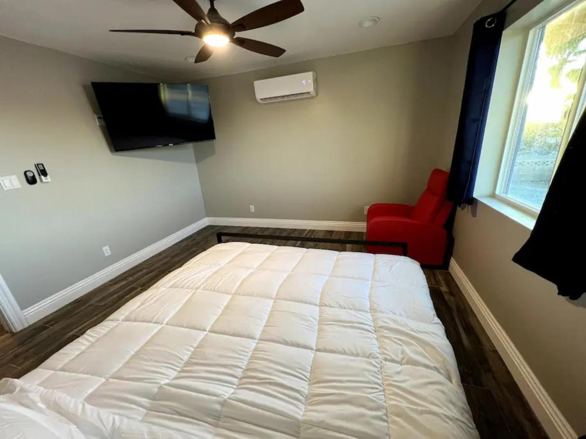 Lux Private Home - Pool, Billiards, 8 Smart Tvs, Board Games, Cotton Bedding - The Stone Sanctuary At Mccullough Hills Trailhead Las Vegas Kültér fotó