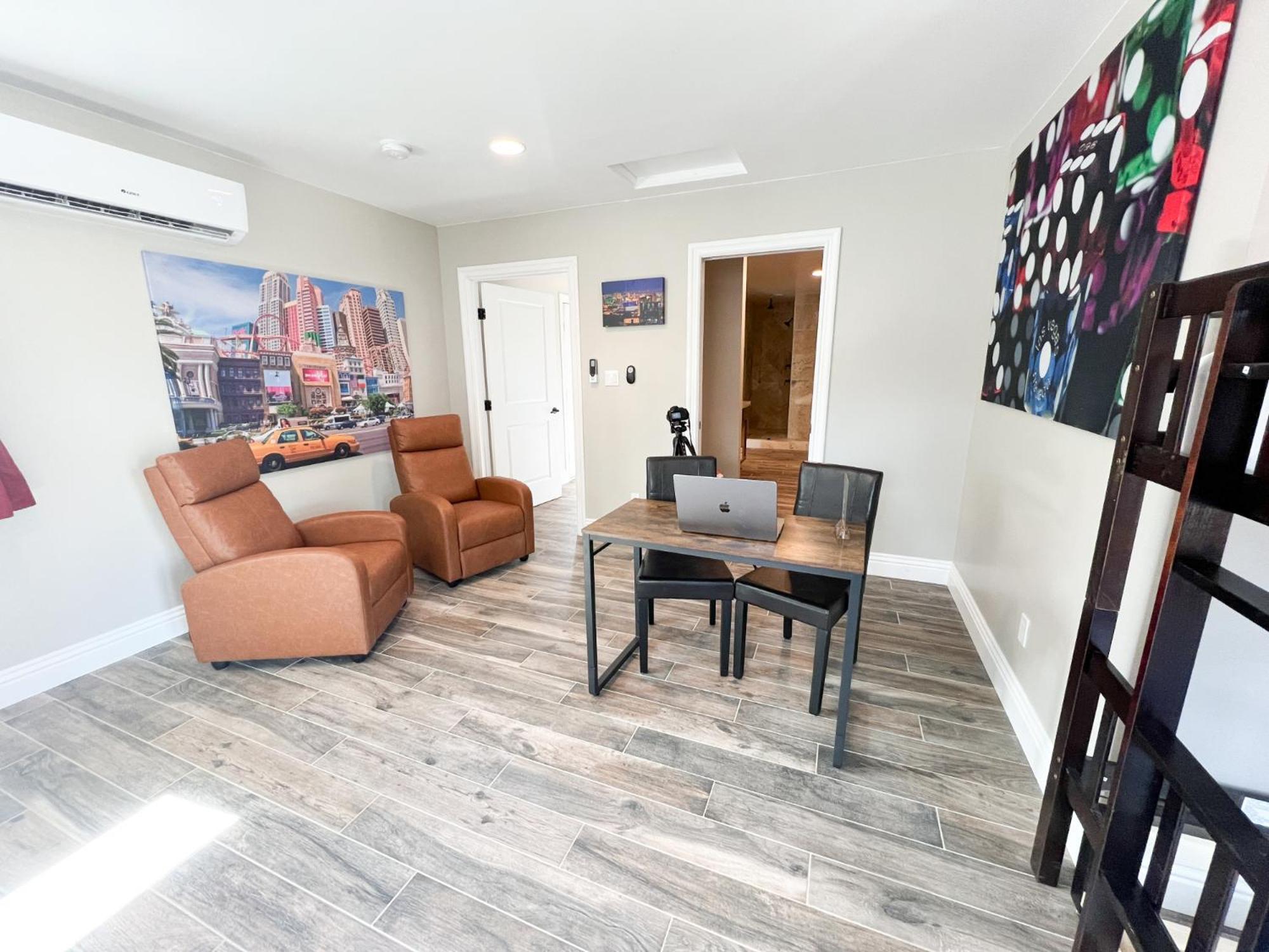 Lux Private Home - Pool, Billiards, 8 Smart Tvs, Board Games, Cotton Bedding - The Stone Sanctuary At Mccullough Hills Trailhead Las Vegas Kültér fotó