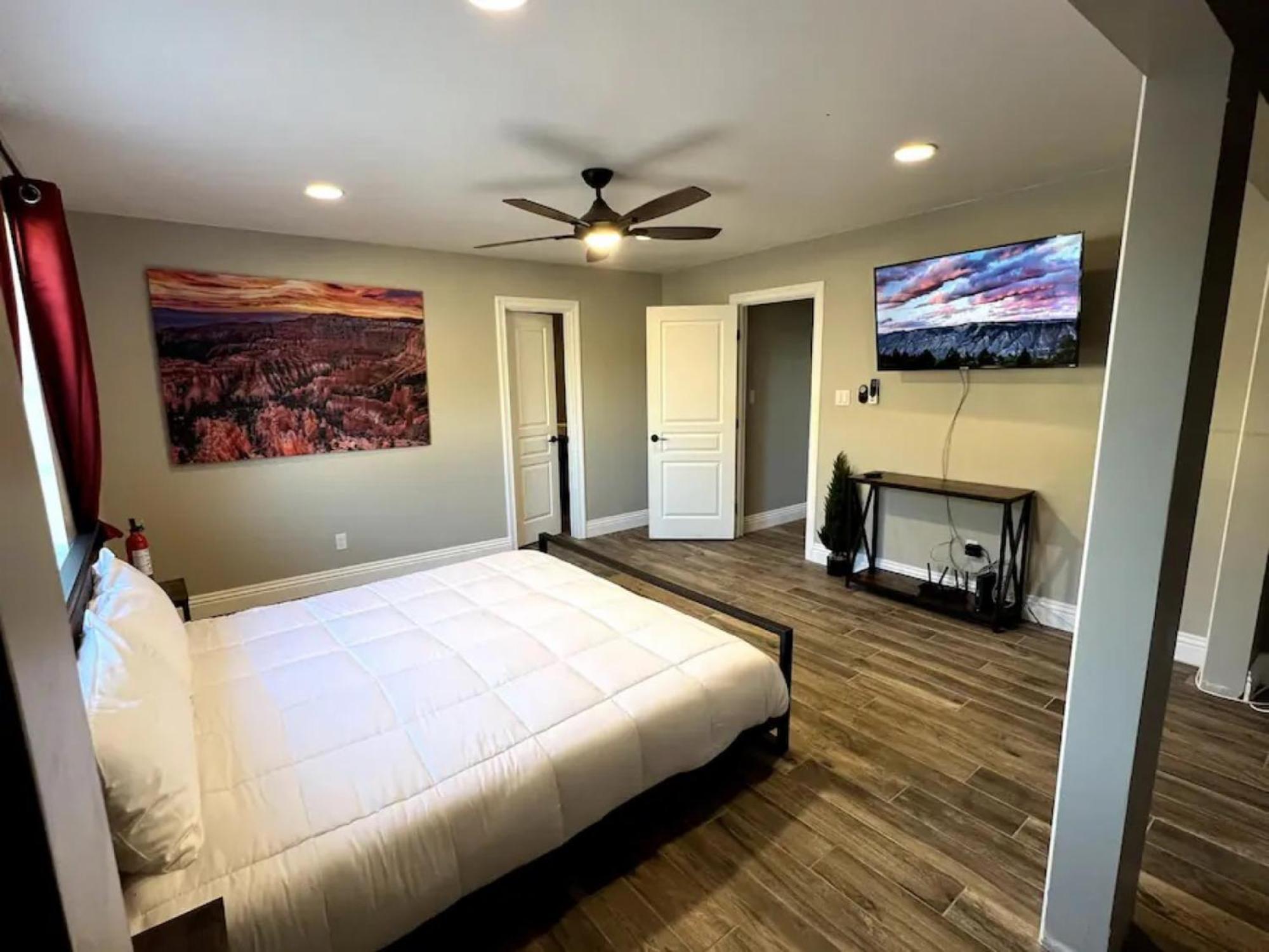 Lux Private Home - Pool, Billiards, 8 Smart Tvs, Board Games, Cotton Bedding - The Stone Sanctuary At Mccullough Hills Trailhead Las Vegas Kültér fotó