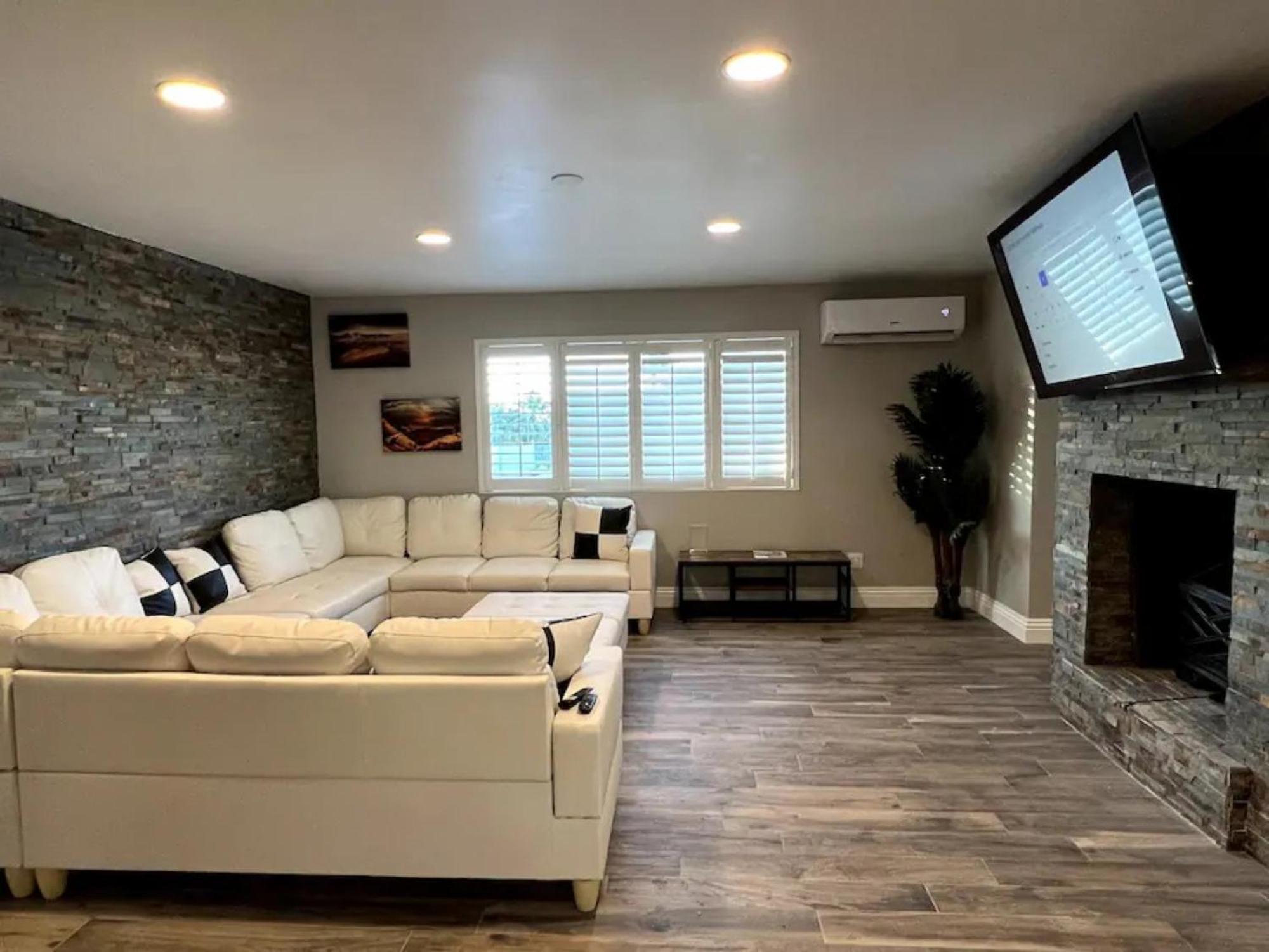 Lux Private Home - Pool, Billiards, 8 Smart Tvs, Board Games, Cotton Bedding - The Stone Sanctuary At Mccullough Hills Trailhead Las Vegas Kültér fotó